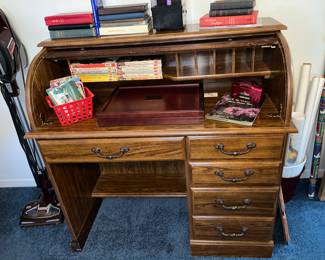 Small roll-top desk