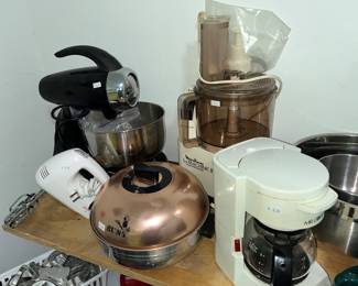 Sunbeam stand mixer, Moulinex food processor, Mr. Coffee