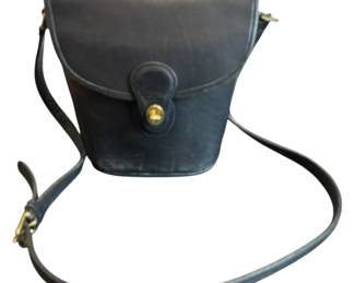 Vintage Coach Black Leather Shoulder Bag