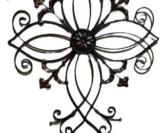 Rosette Style Metal Scroll Wall Accent