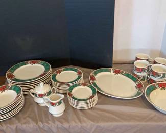 Christmas Dinnerware