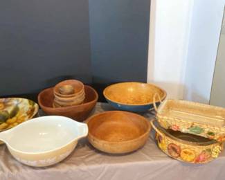Wood and Other Bowls Including One Pyrex 