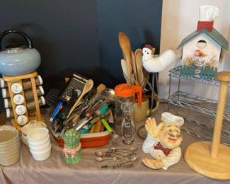 Kitchen Tools and Decor