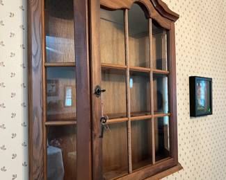 curio wall shelf