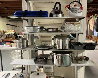 pots & pans (farberware, pyrex)