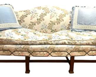 VICTORIAN Vintage Sofa