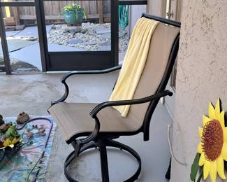 Outdoor rocking chair (2)