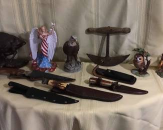 Vintage Hunting Knives Decor