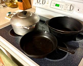 Iron skillet and magnalite 