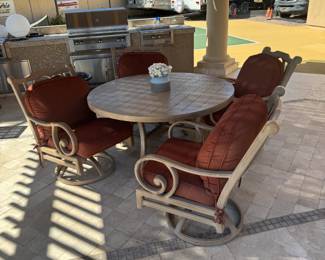 Patio Set - Table & 4 Swivel / Rocker Chairs
