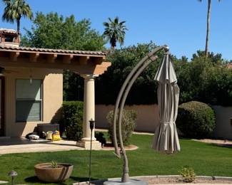 Cantilever Umbrella
