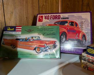 1/32 Scale Revell model car kit of a 1956 Cadillac Eldorado