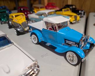 1/32 Model Cars