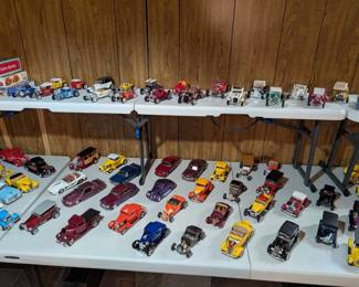 Over a hundred 1/32 Scale Model Cars new and Built