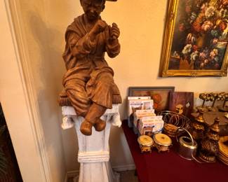 Figure/Statue on Pedestal 