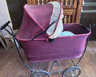 Antique Baby Buggie