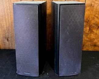Onkyo Speaker Set