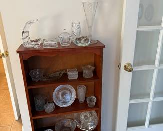 Living Room
Bookcase, clear glassware