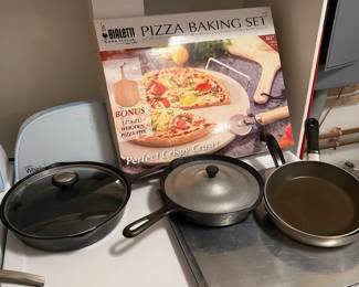 Laundry Room
Cookware
