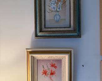 Living Room
Framed artwork