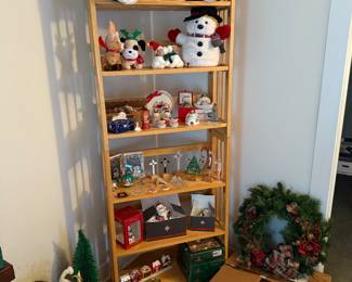 Bedroom
Christmas items