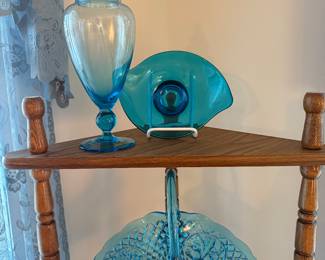Living Room
Indiana Canterbury Diamond & Fruit Basket