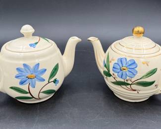 Cute Shawnee pottery teapots