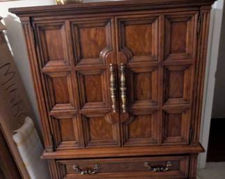 Drexel chest of drawers