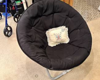 Folding Saucer Chair