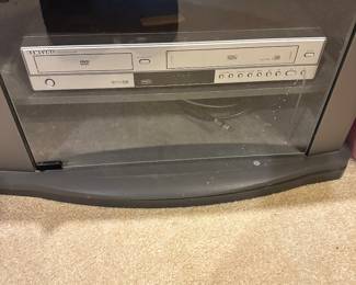VHS Player (DVD does not work)