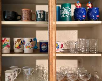 Glassware, Cups
