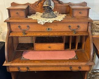 SH051Antique Roll Top Desk with Sterling Silver Blotter Corners