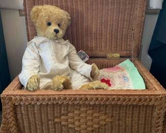 SH046VSarah Bear By Serieta Harrell