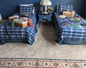 TWIN BEDS