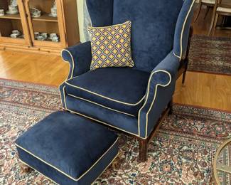 SECOND PHOTO OF WINGBACK 7 OTTOMAN
