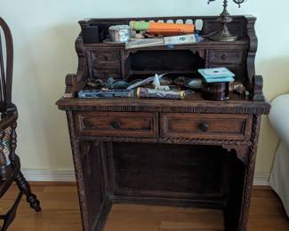 ANTIQUE SMALL SIZE ENGLISH OAK DESK & CANDLE LAMP