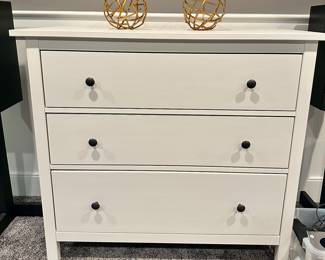 Three drawer chest