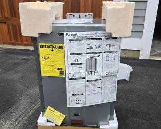 Rinnai Gas Tankless Hot Water Heater- Brand New in Box 