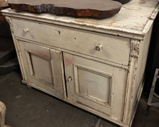 Shabby Chic One Drawer One Cabinet Chest