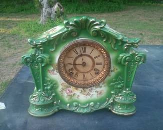 Large antique mantle clock