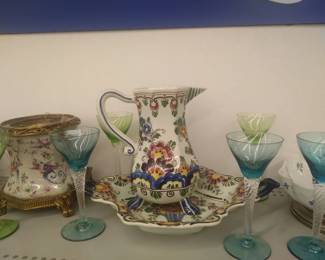 Italian pottery and glass