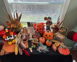 Fall and Halloween decor