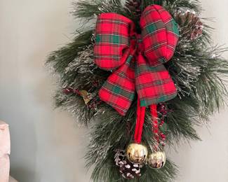 Winter wall decor