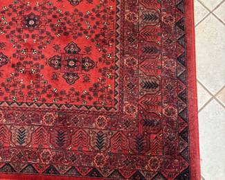 Area rug 5’3” x 8’7”