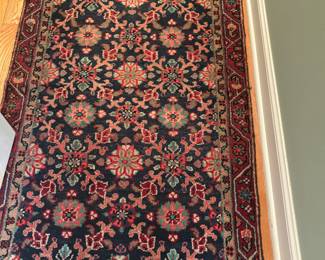 Runner rug 2'8" x 8'8"
