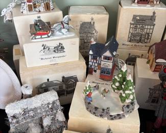 Dept 56 Ceramic Dickens Village houses light up