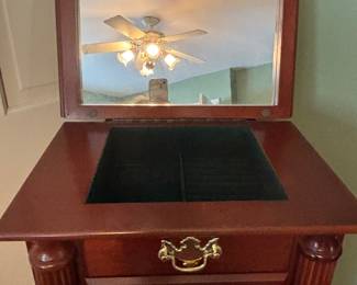 Jewelry chest additional storage
