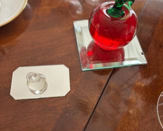 Decorative accessories
