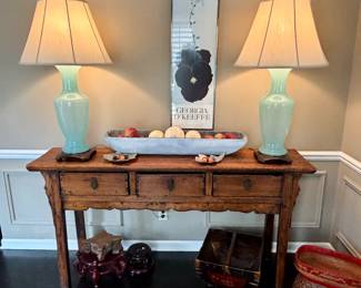 Georgia O'Keefe framed wall art, fine glass base with acrylic tops and wood base pair of lamps with silk shades, decorative accents