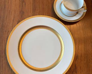 Faberge "Agathon” Dinner plate, cup and saucer. Service for 12